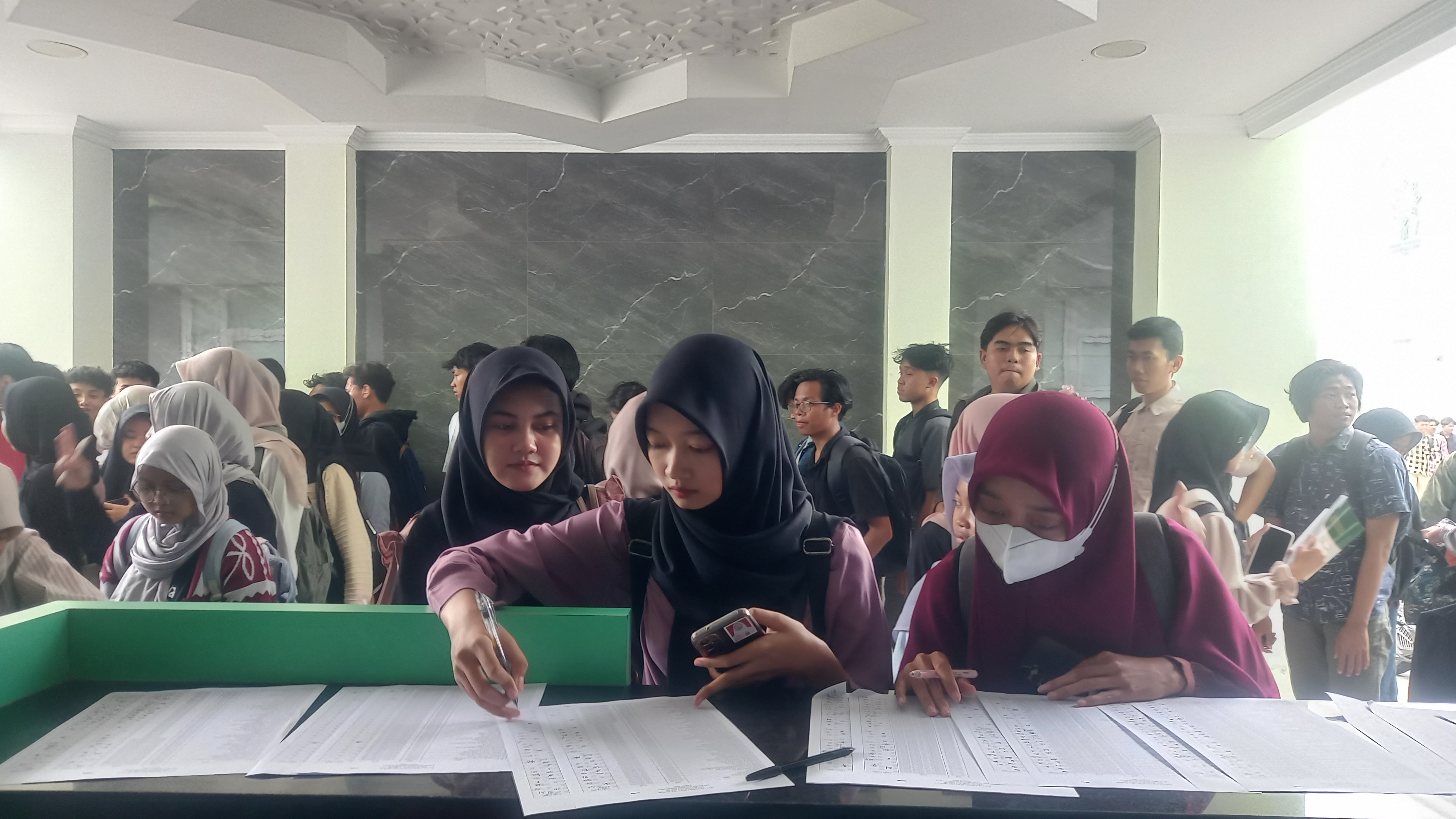 Pengambilan Buku SKL 25